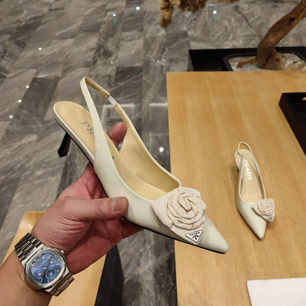 Prada 1I174N flower-appliqu¨¦ slingback pumps P78559