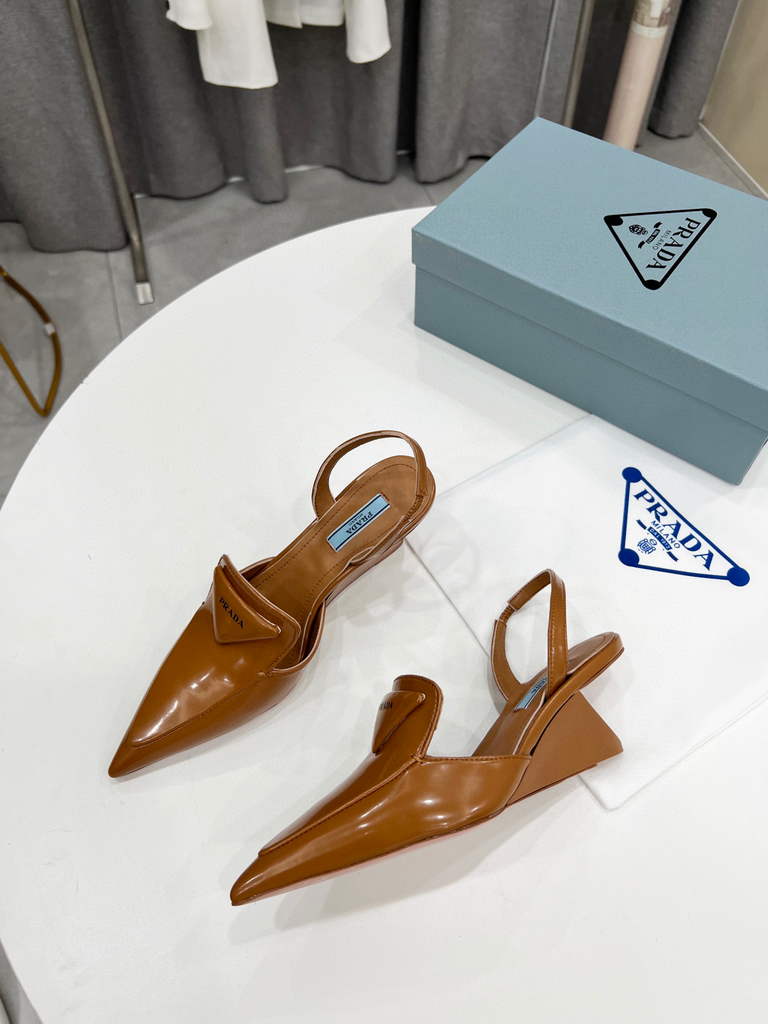 Prada 1I901M Brushed leather Slingback pumps Shiny Leather Sandals Shoes P91002