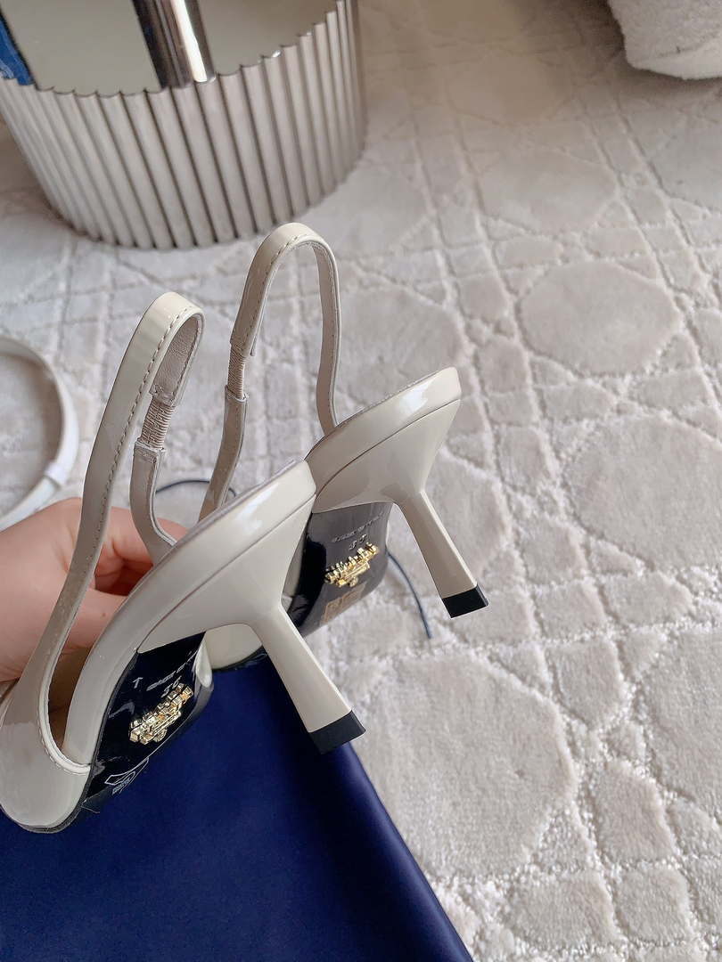 Prada 1I901M Women's Patent leather slingback pumps P10004
