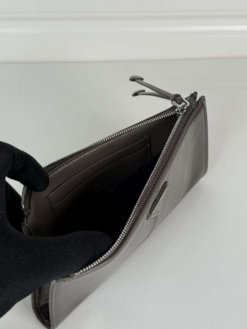 Prada 1MB051 Leather pouch Gray