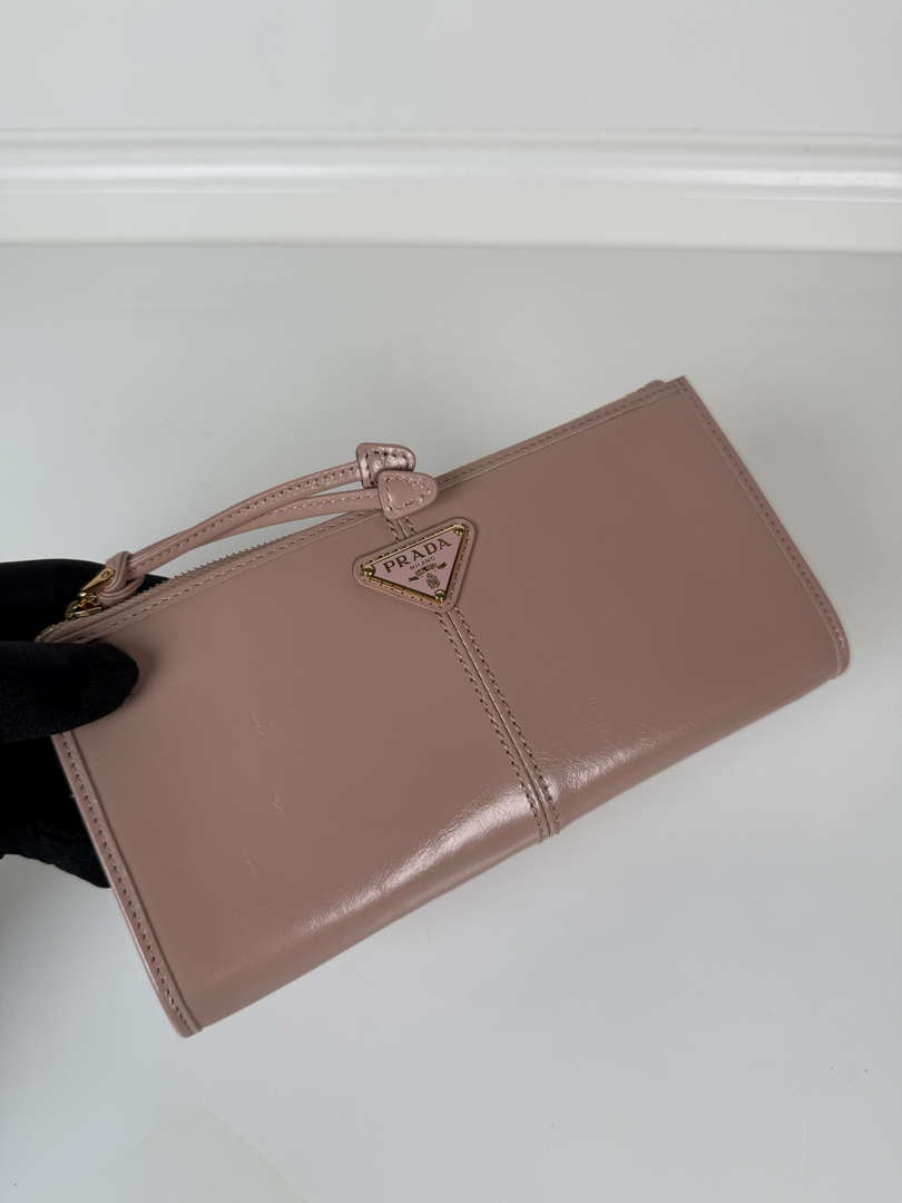 Prada 1MB051 Leather pouch Ligth Pink