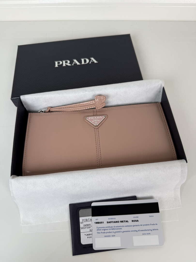 Prada 1MB051 Leather pouch Ligth Pink