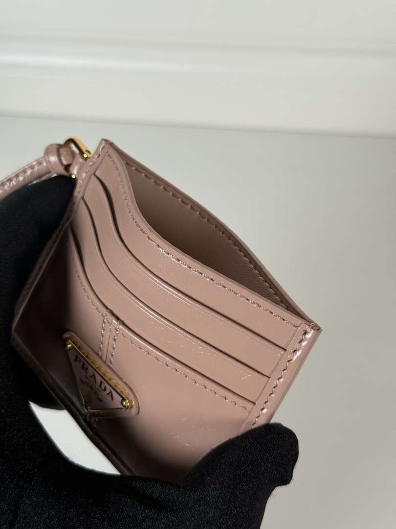 Prada 1MC025 Leather card holder Pink