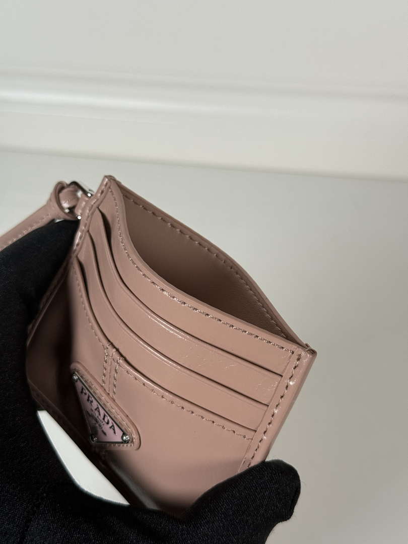 Prada 1MC025 Leather card holder Pink