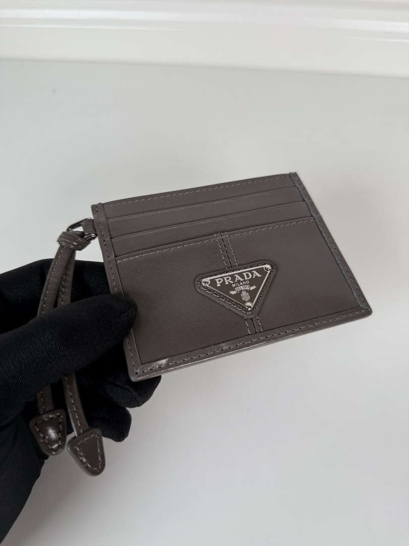 Prada 1MC025 Leather card holder Gray