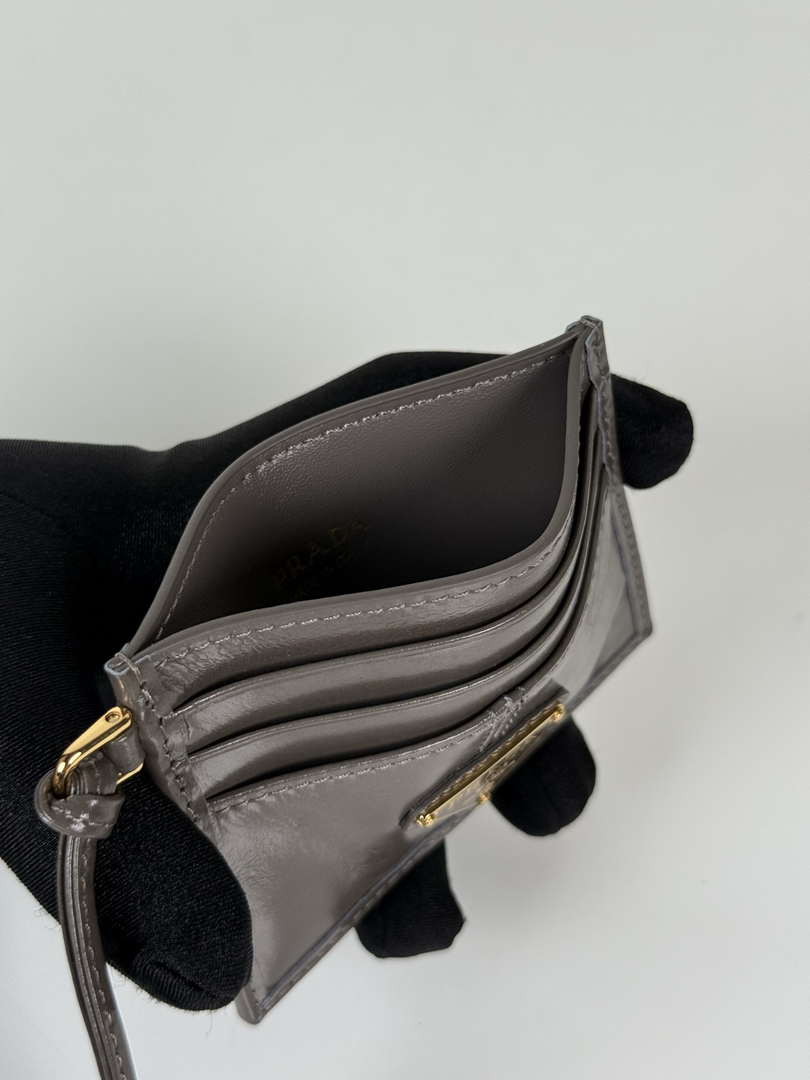 Prada 1MC025 Leather card holder Gray