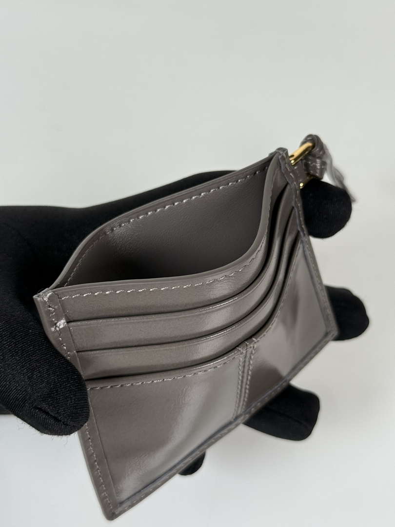 Prada 1MC025 Leather card holder Gray