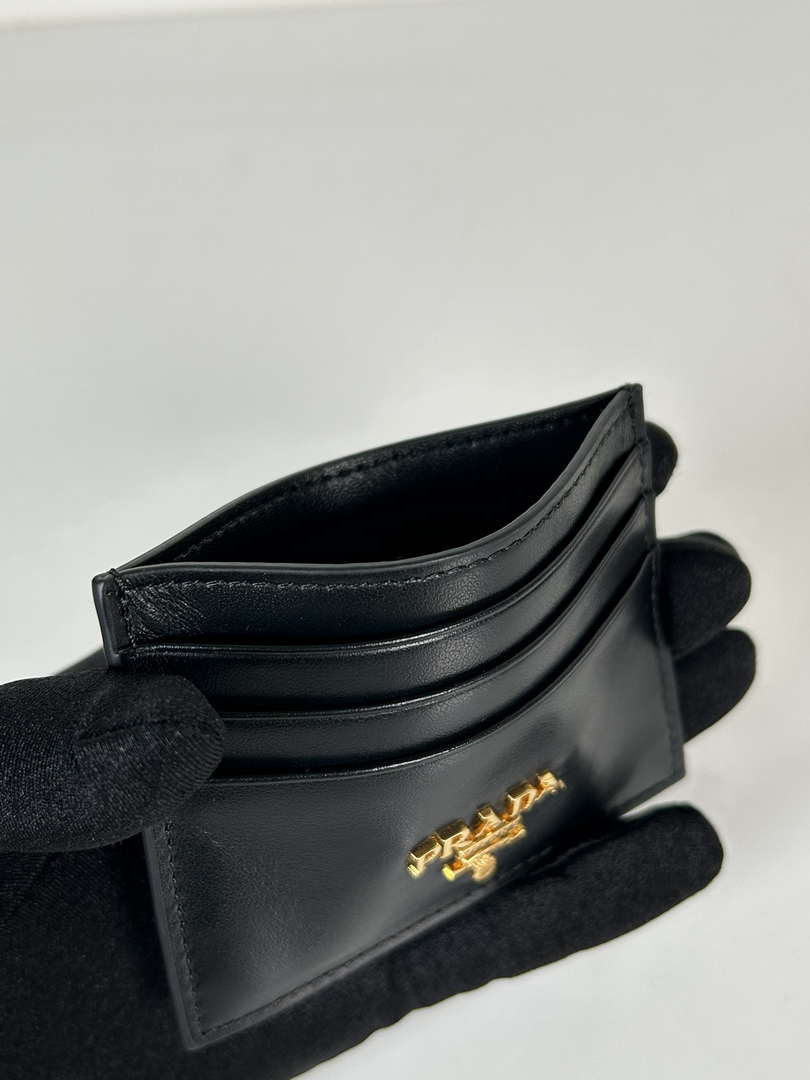 Prada 1MC025 Leather card holder Prada logo