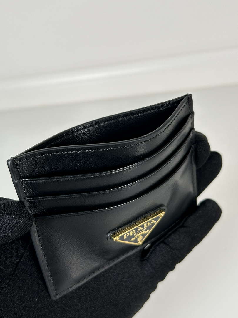 Prada Black Leather card holder 1MC025
