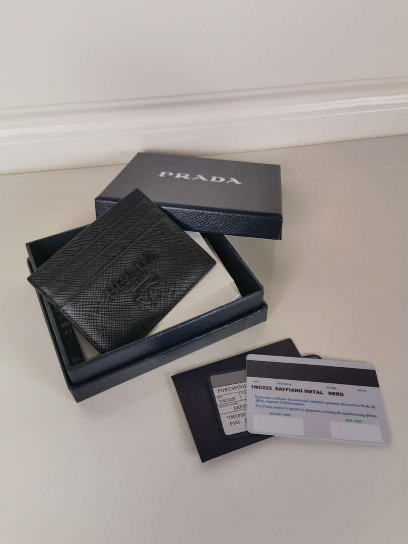 Prada 1MC025 Saffiano Leather card holder Black logo