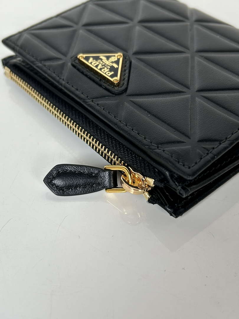 Prada Small leather wallet 1ML050 Black