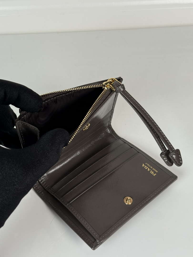 Prada 1ML050 Small leather wallet Gray