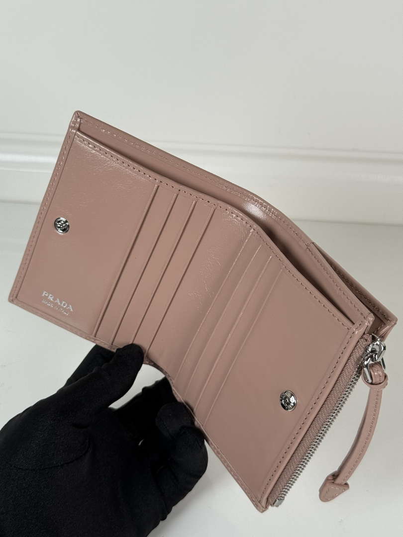 Prada 1ML050 Small leather wallet Light Pink