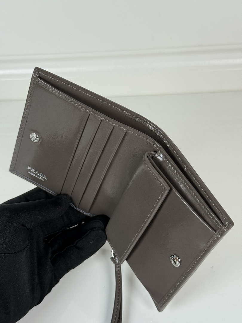 Prada 1MV204 Small shiny Leather Wallet Gray