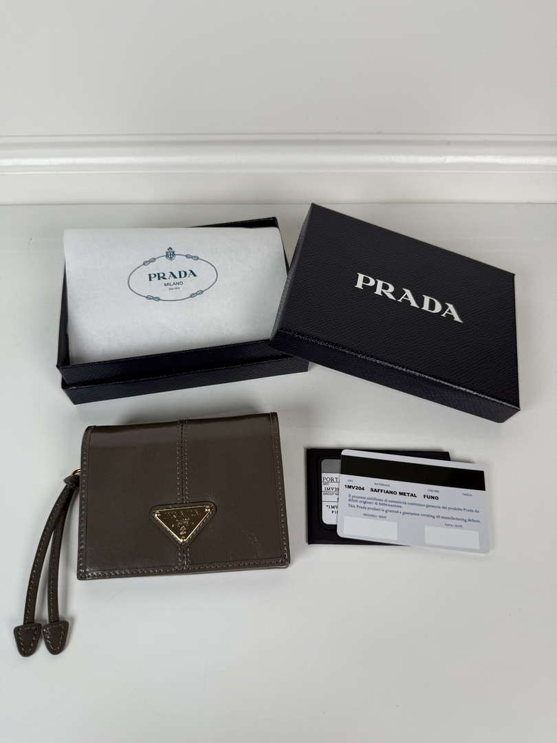 Prada 1MV204 Small shiny Leather Wallet Gray