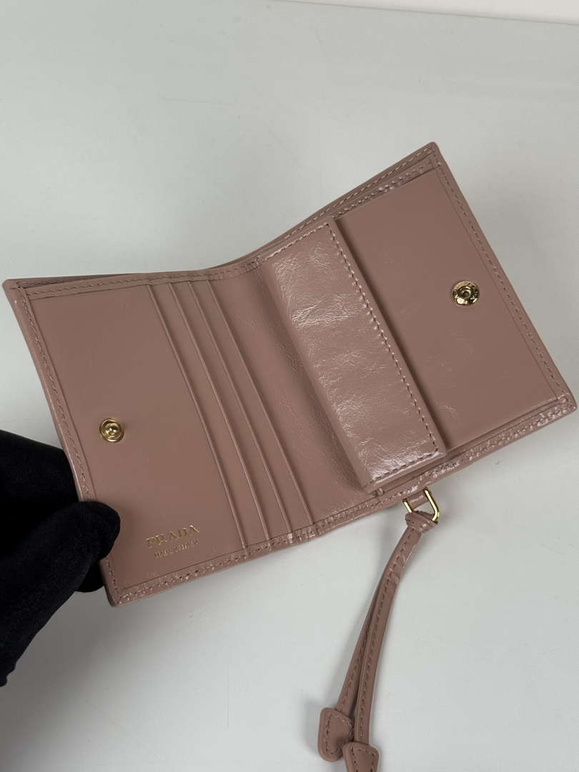 Prada 1MV204 Small Saffiano Leather Wallet light Pink