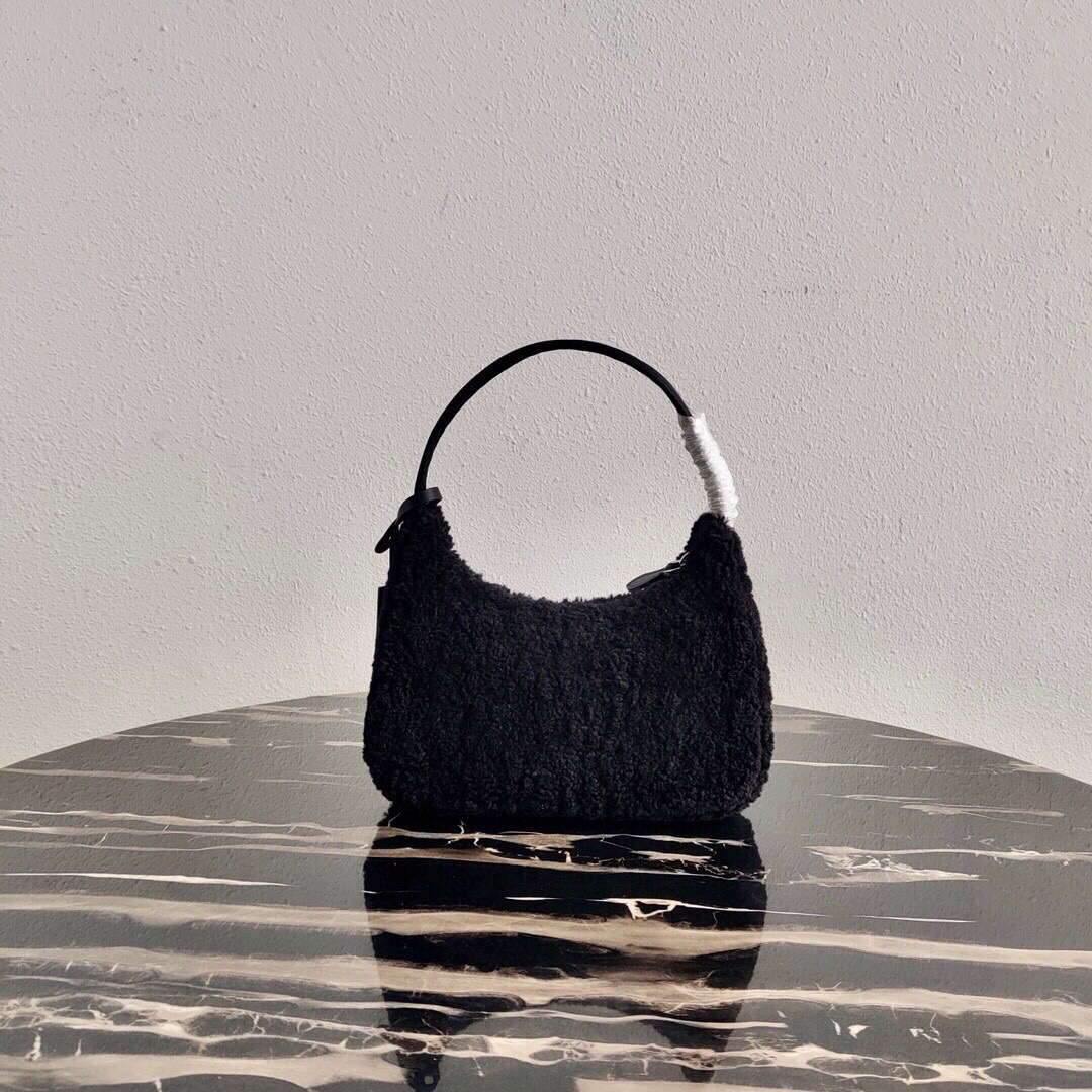 Prada 1NE515 Re Edition 2000  Shearling Mini Bag Black - luxibagsmall