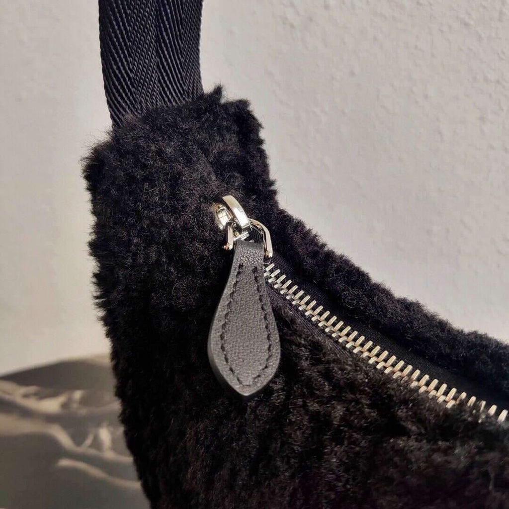 Prada 1NE515 Re Edition 2000  Shearling Mini Bag Black - luxibagsmall