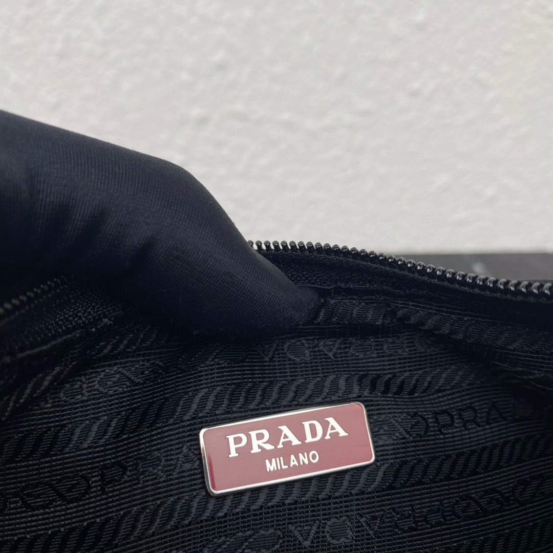 Prada 1NE515 Re-Nylon Re-Edition 2000 mini-bag black red - Default Title - View 9
