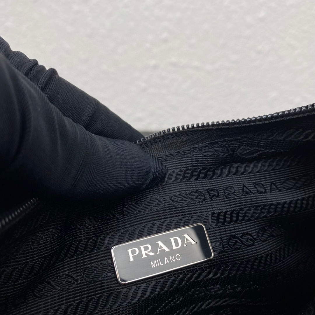 Prada 1NE515 Re-Nylon Re-Edition 2000 mini-bag Black