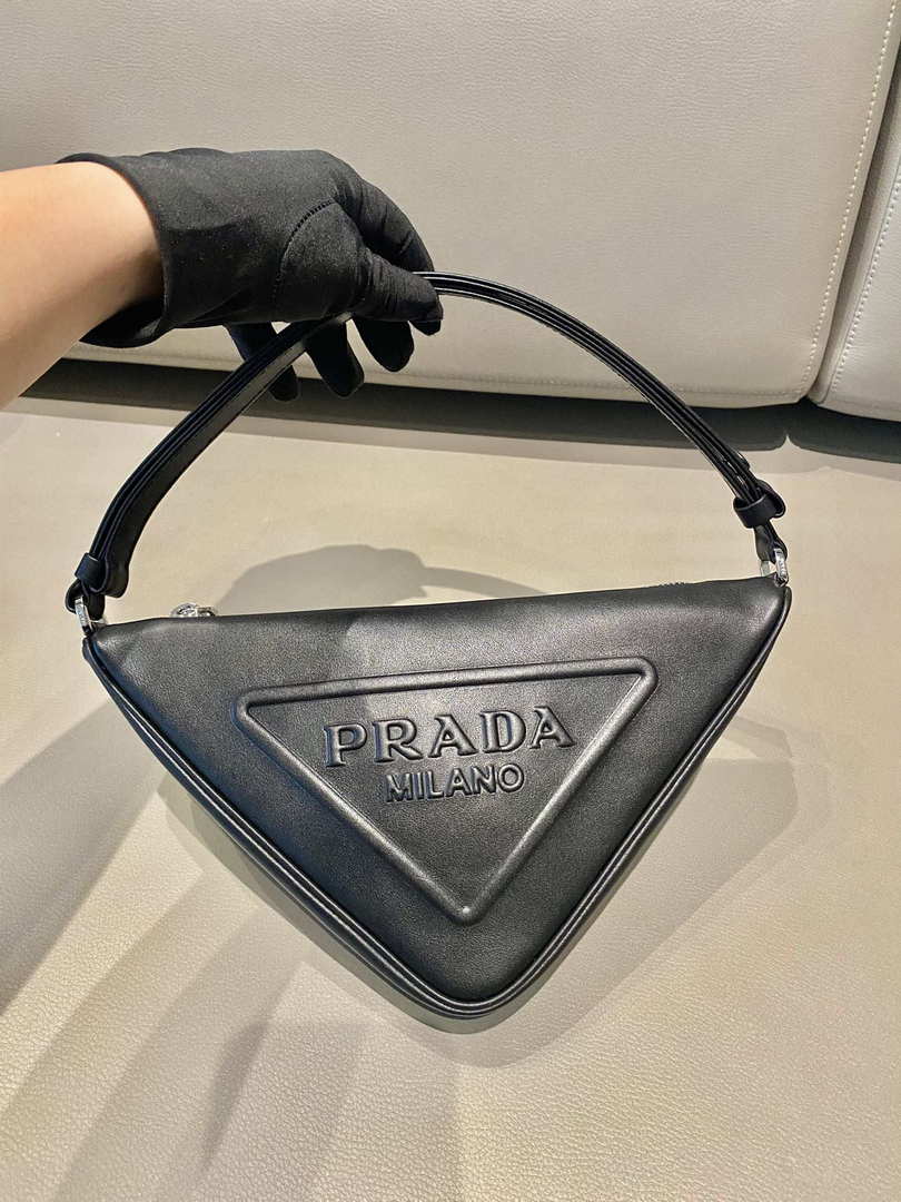 Prada 1NQ043 Triangle leather pouch Black