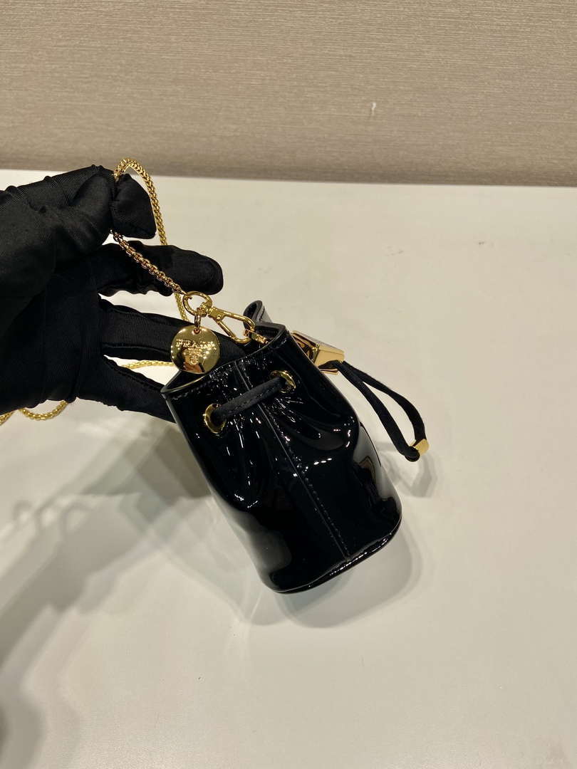 Prada 1NR016 patent leather mini pouch Black