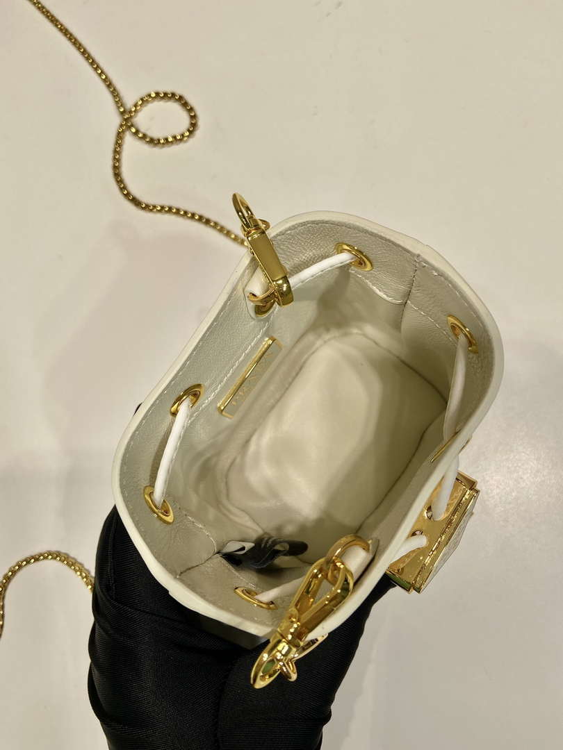 Prada 1NR016 patent leather mini pouch White