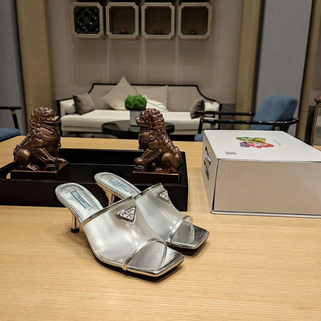 Prada 1XX644 Plexiglas and patent leather sandals P78603 - 35 - View 6