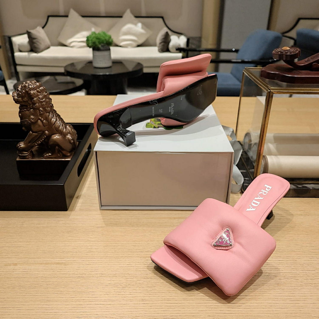 Prada 1XX654 Soft padded nappa sandals P78548