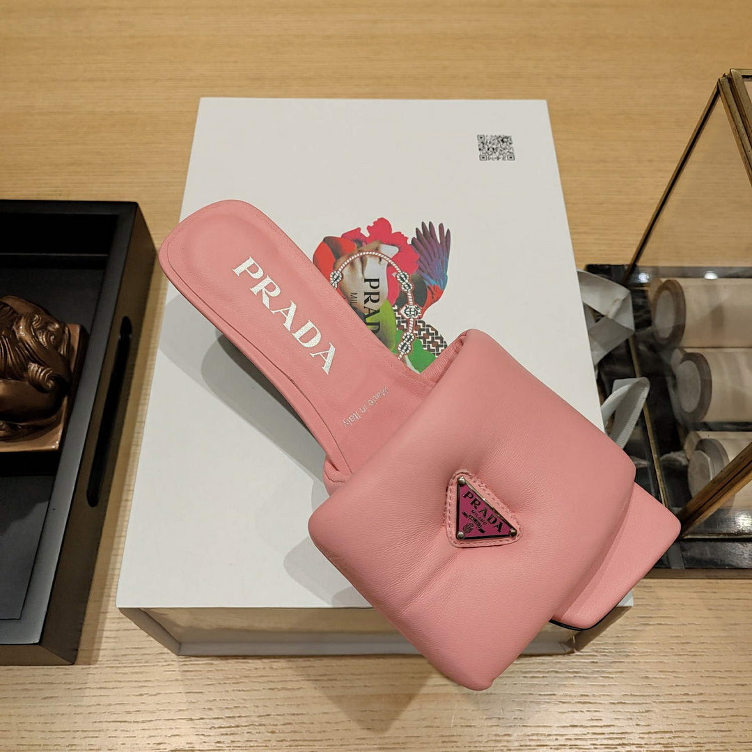 Prada 1XX654 Soft padded nappa sandals P78548