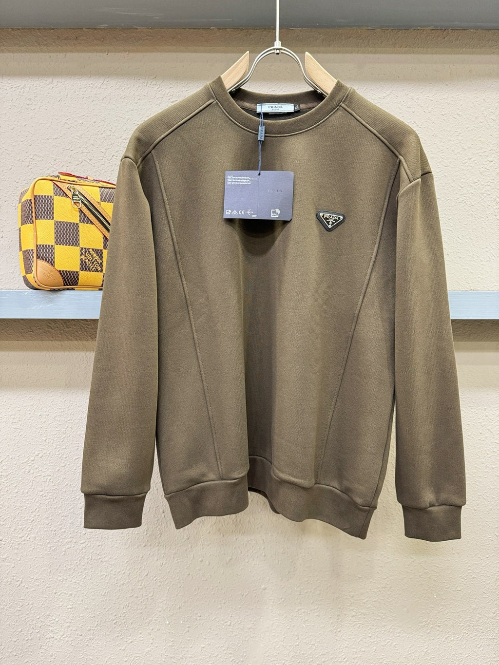 Prada 2025 Autumn Men Long-Sleeved Sweatshirt P10090