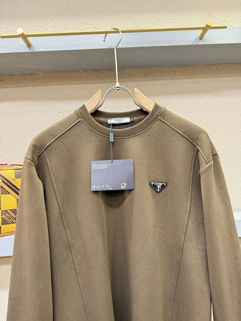 Prada 2025 Autumn Men Long-Sleeved Sweatshirt P10090