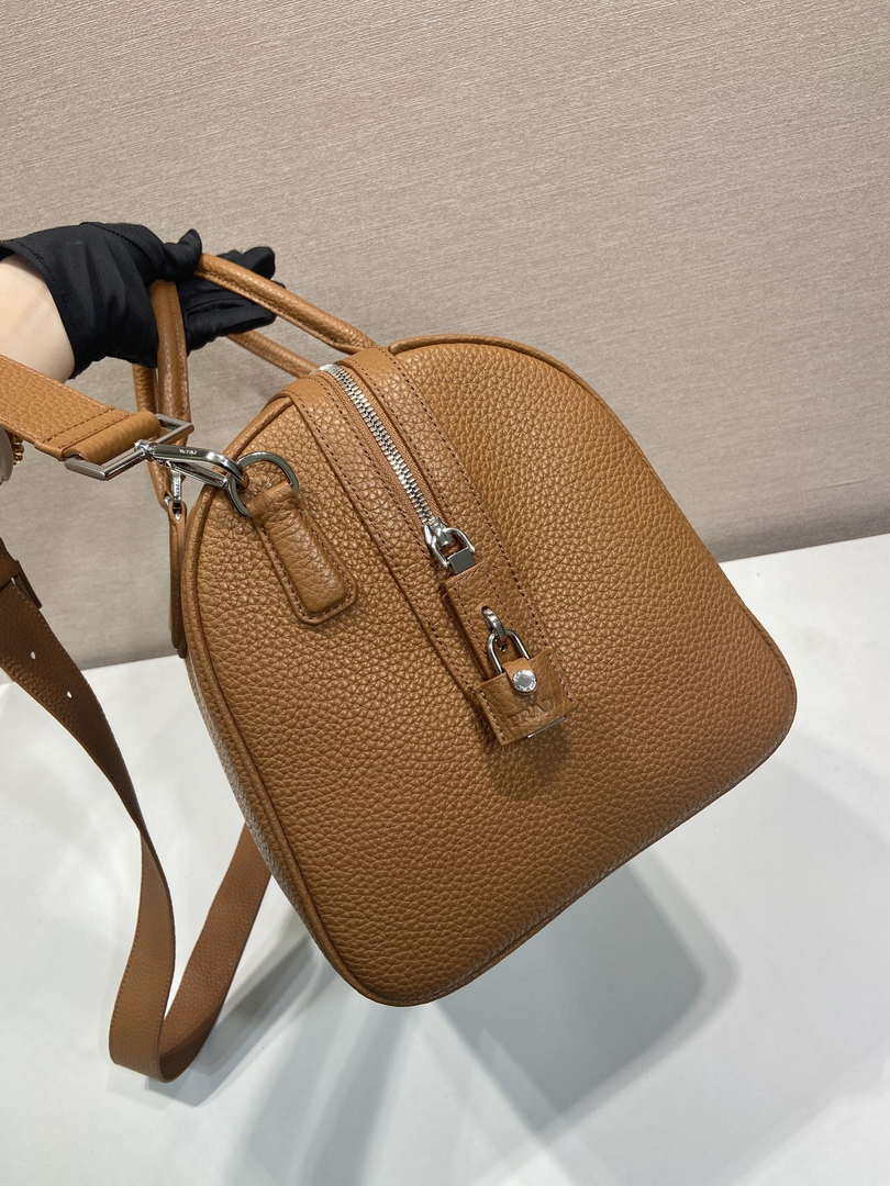 Prada 2VC048 Leather duffel bag Brown