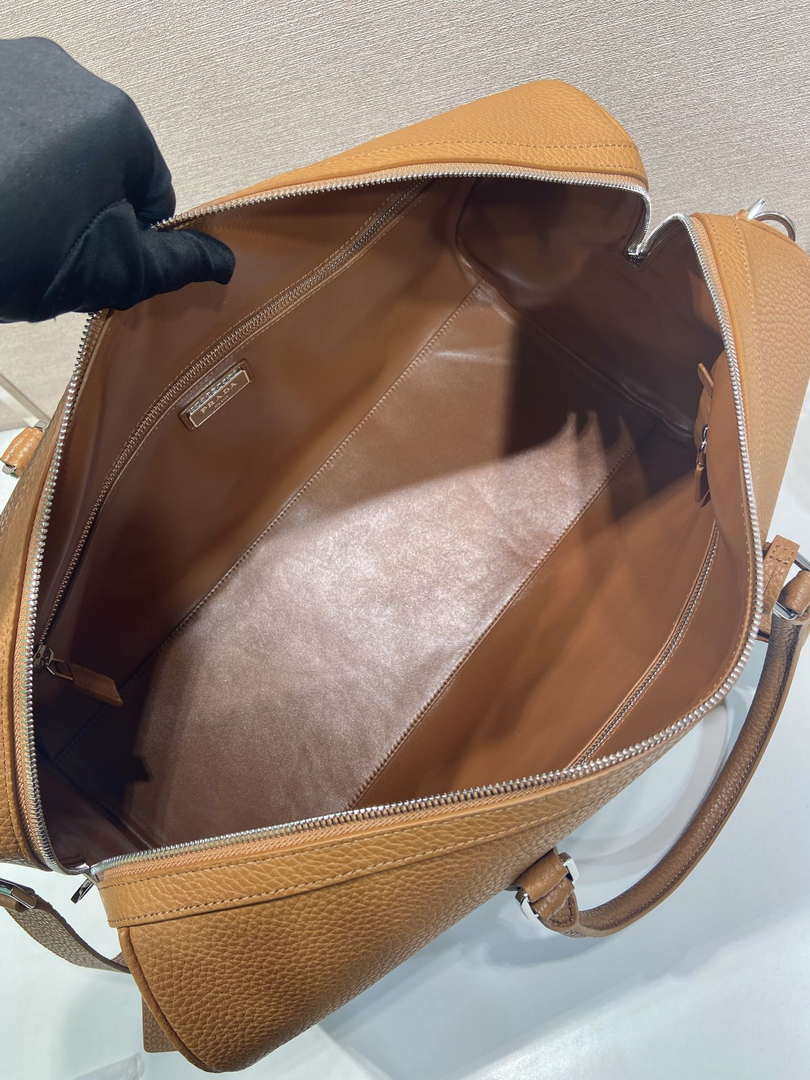 Prada 2VC048 Leather duffel bag Brown
