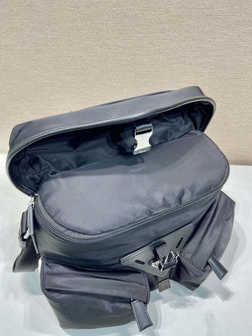 Prada 2VD062 Re-Nylon and leather shoulder bag  Black