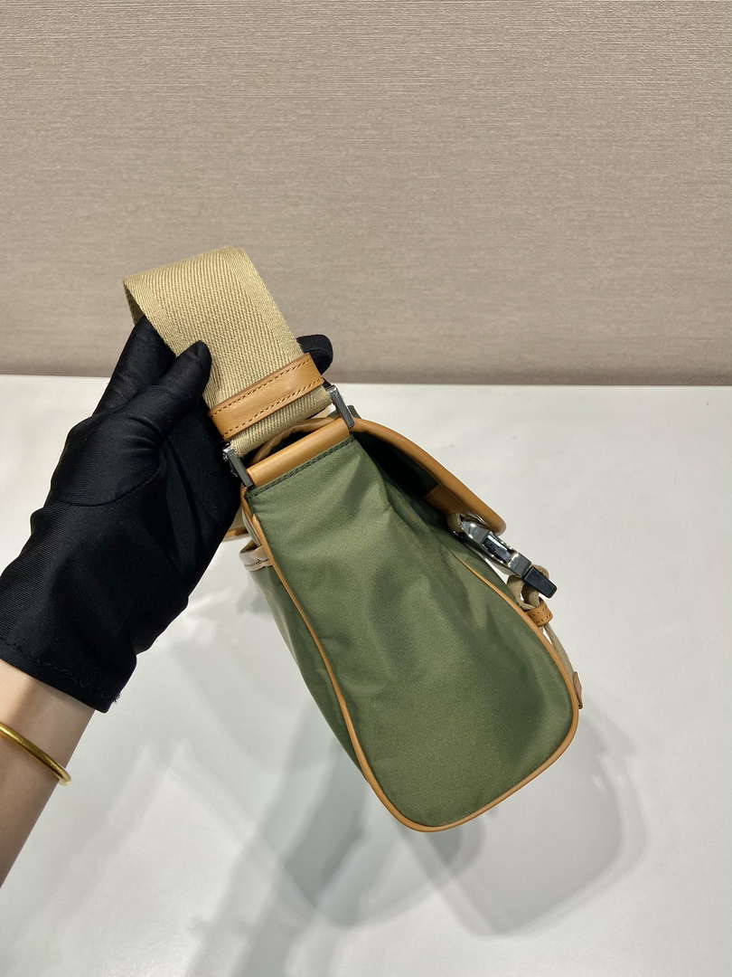Prada 2VD066 Re-Nylon and Saffiano leather shoulder bag Green