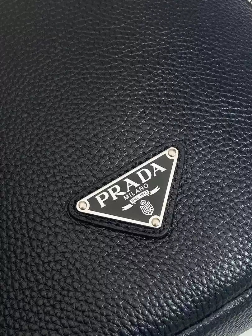 Prada 2VZ092 Prada Cross leather bag Black