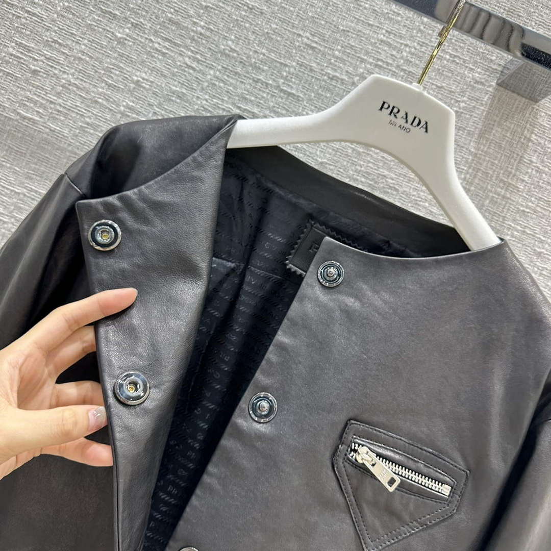 Prada 58A139 Women's Fashion Clothing Leather Jacket P99462