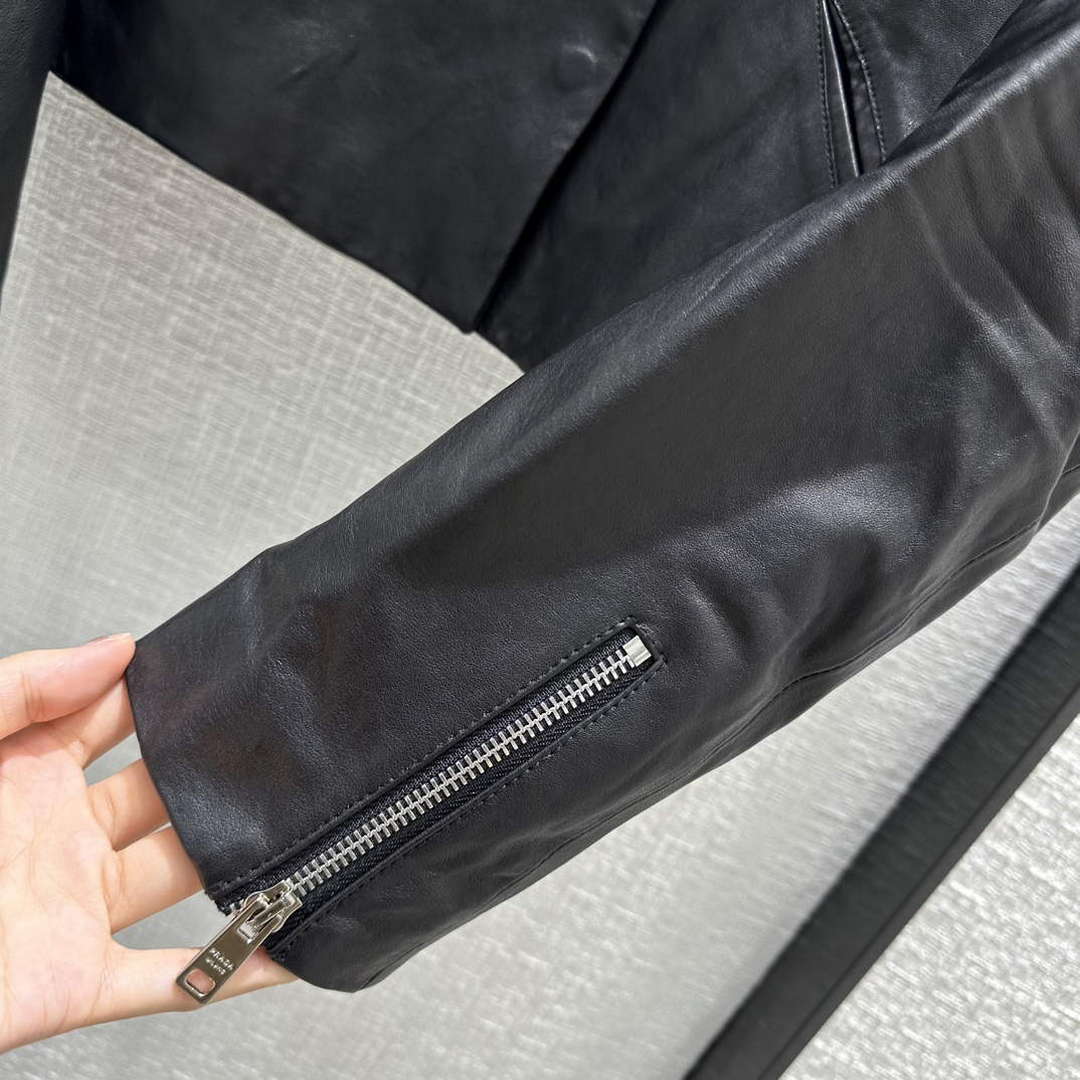 Prada 58A139 Women's Fashion Clothing Leather Jacket P99462