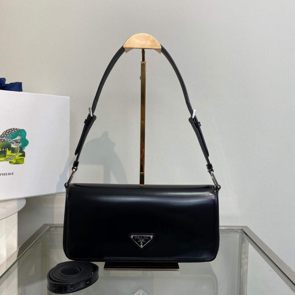Prada Brushed leather Prada Femme 1BD323 Black