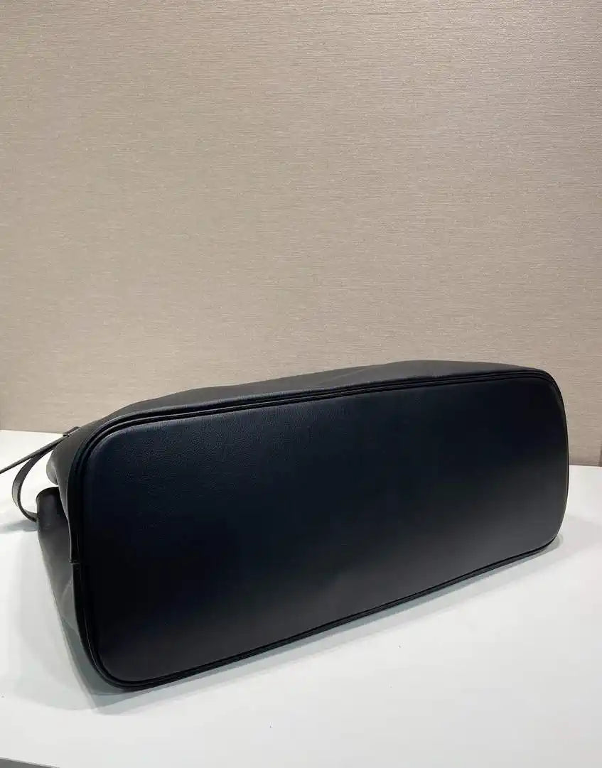 Prada Buckle leather bag with belt 2VG126 Black