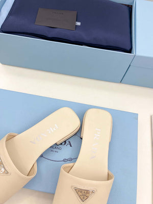 Prada Embossed leather slides leather P91265 - 34 - View 7