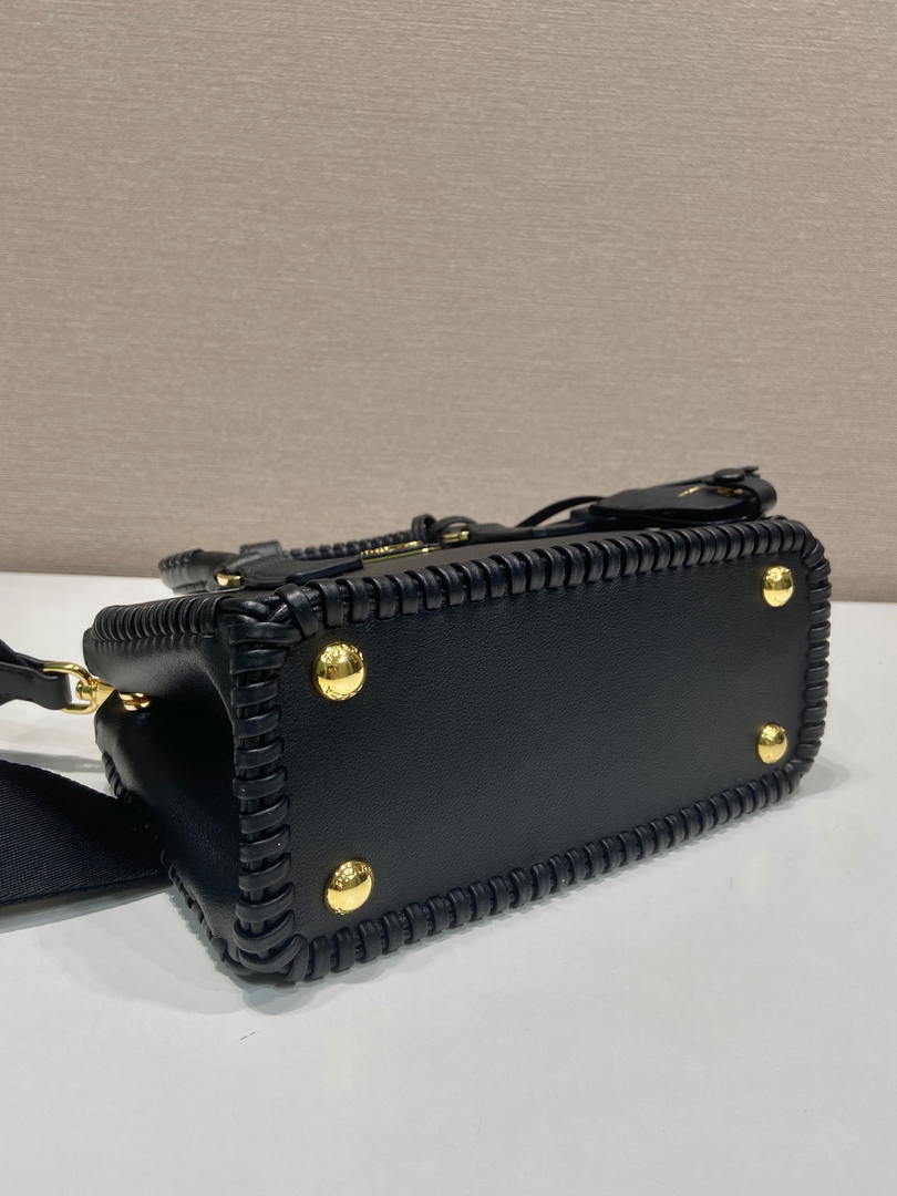 Prada Galleria mini leather bag 1BA916 Black