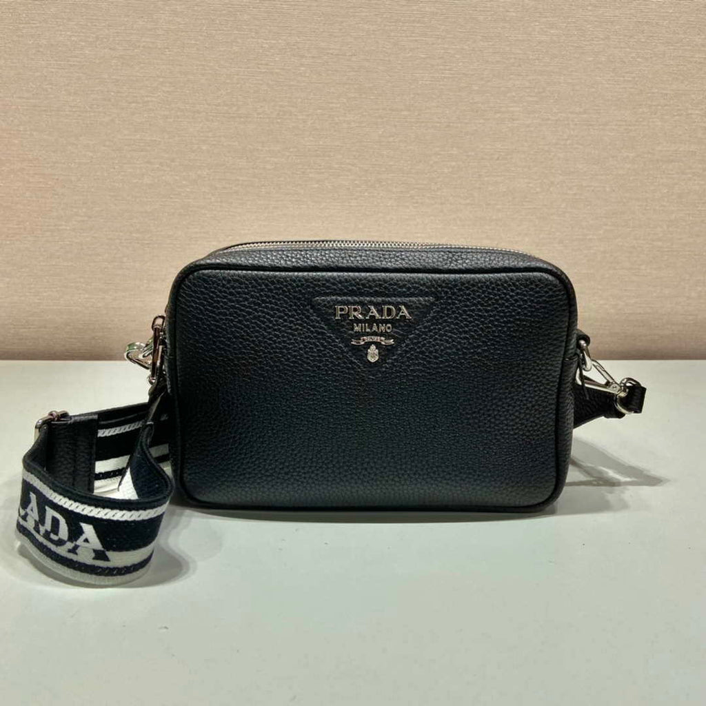 Prada Leather bag with shoulder strap 1BH082 Black