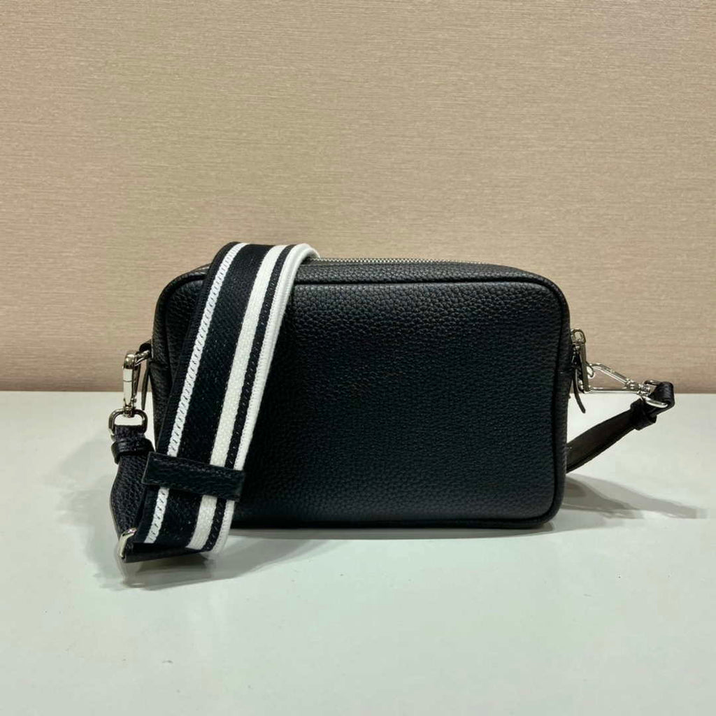 Prada Leather bag with shoulder strap 1BH082 Black