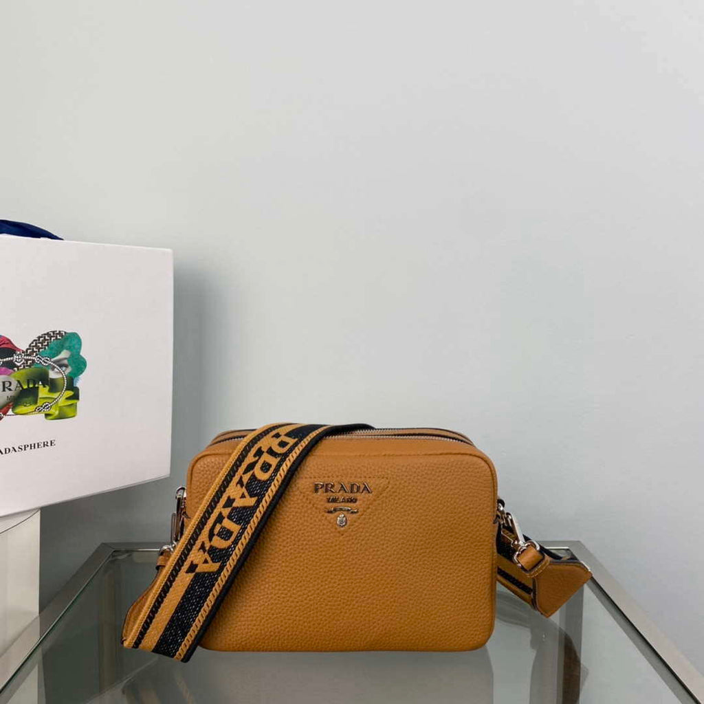 Prada Leather bag with shoulder strap 1BH082 Tan