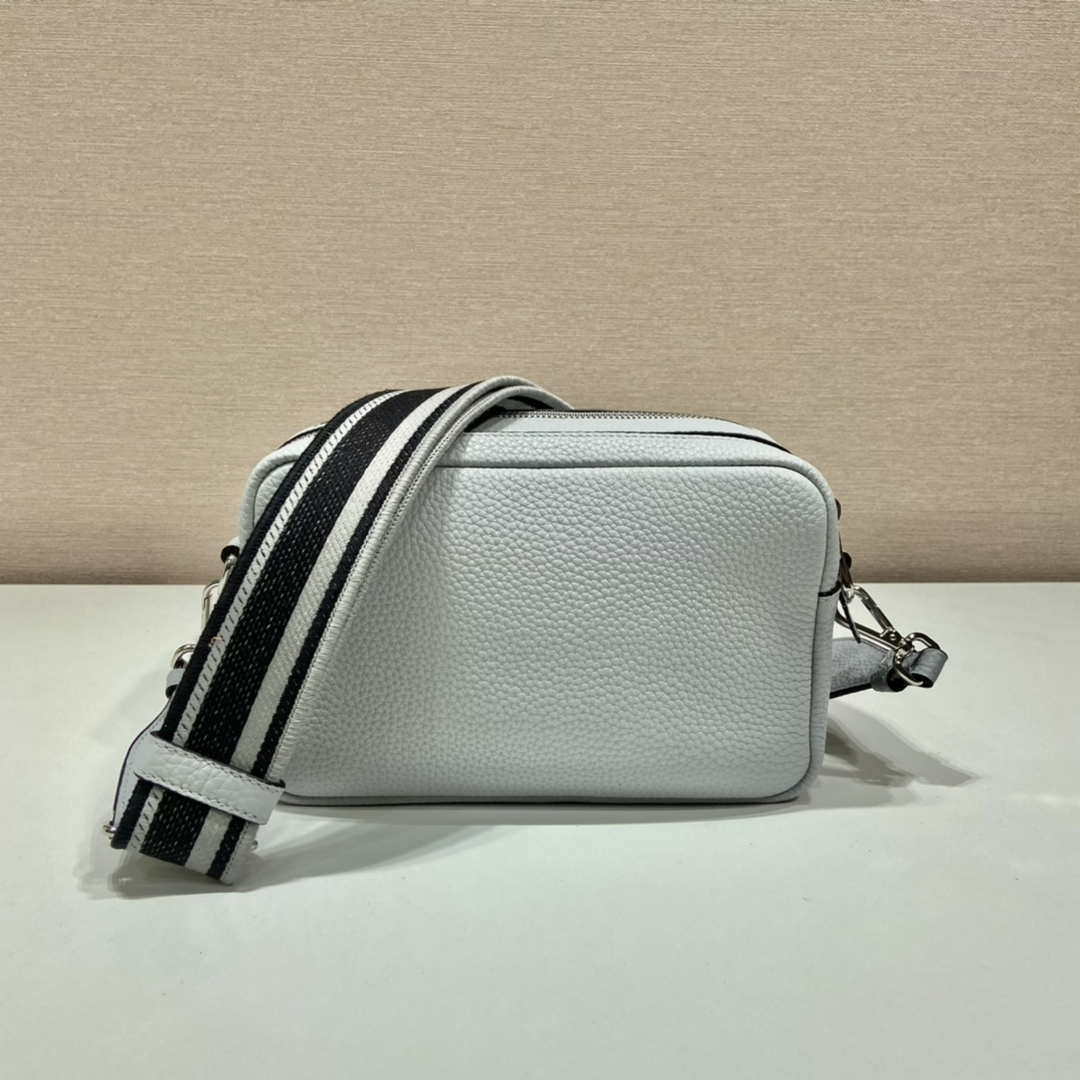 Prada Leather bag with shoulder strap 1BH082 White