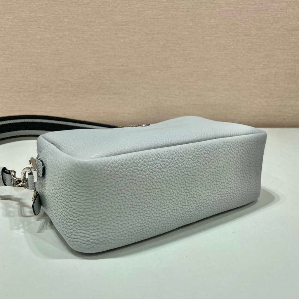 Prada Leather bag with shoulder strap 1BH082 White