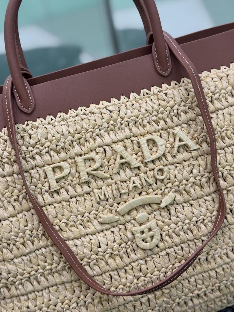 Prada Medium crochet and leather tote bag 1BG499 Brown