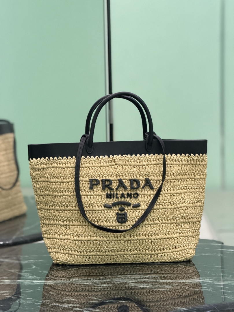 Prada Medium crochet and leather tote bag 1BG499 Black